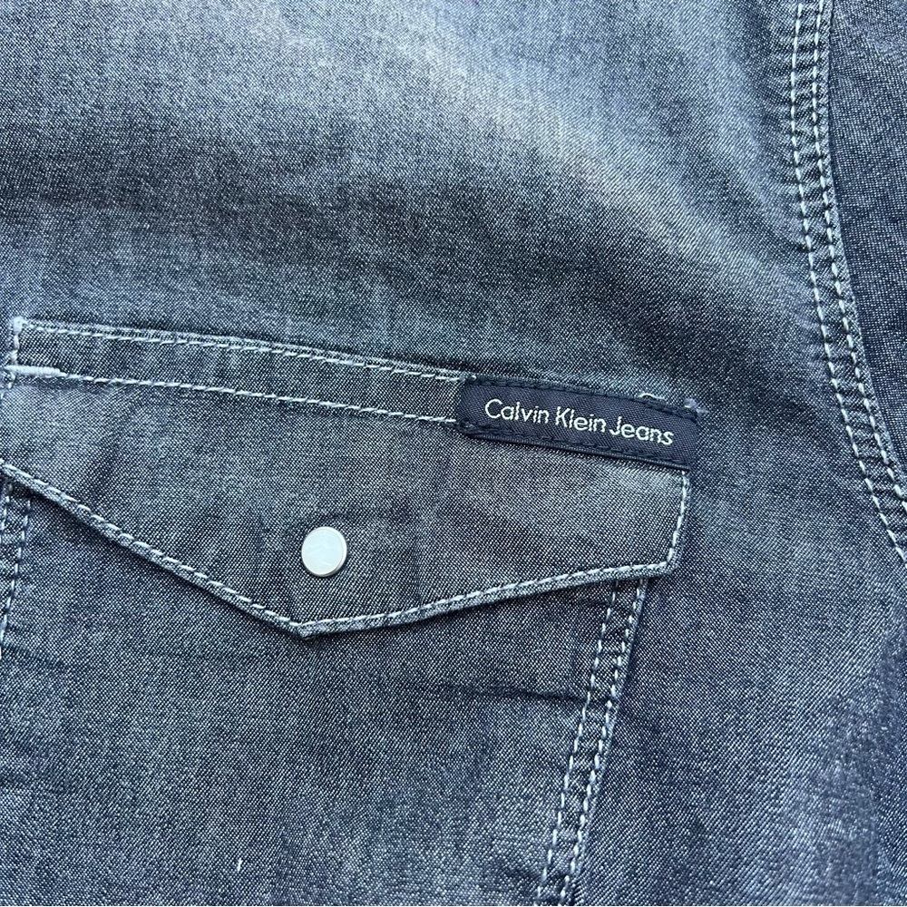 Calvin Klein Chambray Button Down Shirt - Grey - Size S - Picture 5 of 10